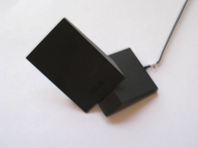 partially opened antenna