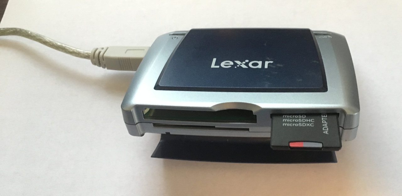 Lexar card reader